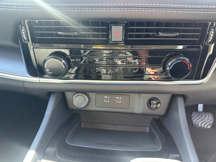 2026 Nissan X-TRAIL ST