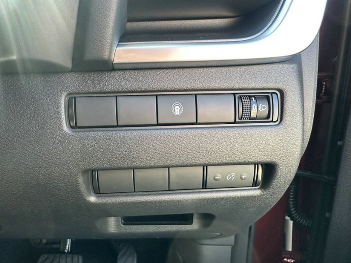 2026 Nissan X-TRAIL ST