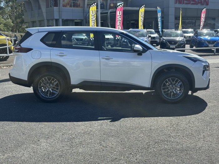 2026 Nissan X-TRAIL ST