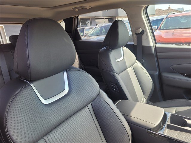 2026 Hyundai Tucson Hybrid Premium