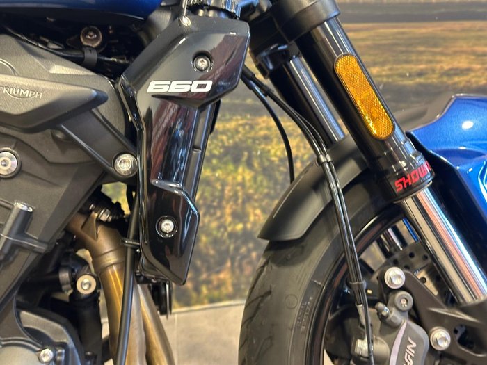 2025 Triumph Trident 660 Trident Blue
