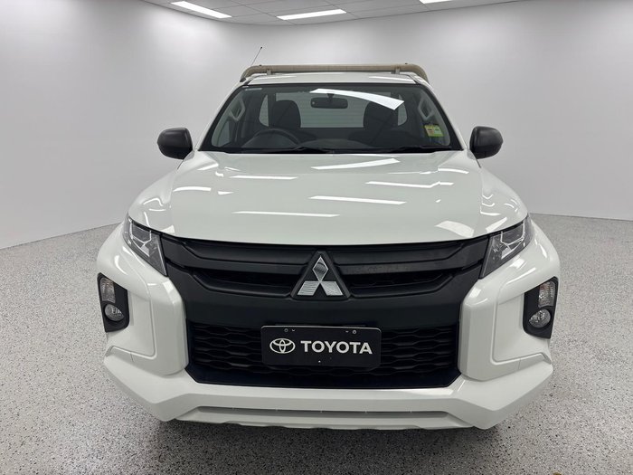 2021 Mitsubishi Triton GLX MR MY21 4x2 White