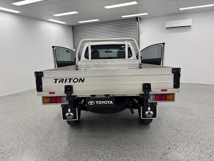2021 Mitsubishi Triton GLX MR MY21 4x2 White