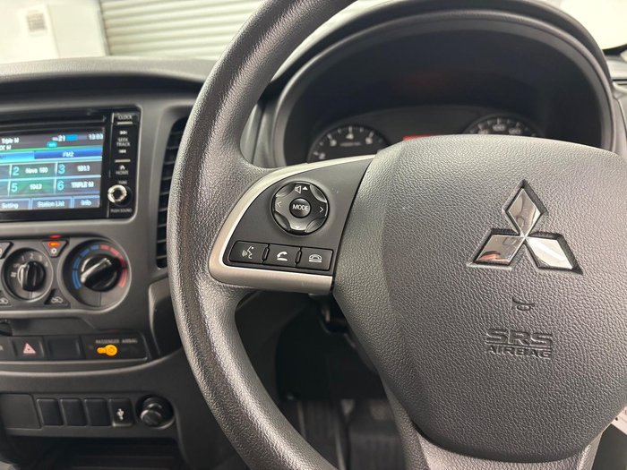 2021 Mitsubishi Triton GLX MR MY21 4x2 White