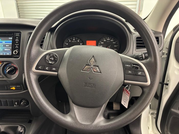 2021 Mitsubishi Triton GLX MR MY21 4x2 White