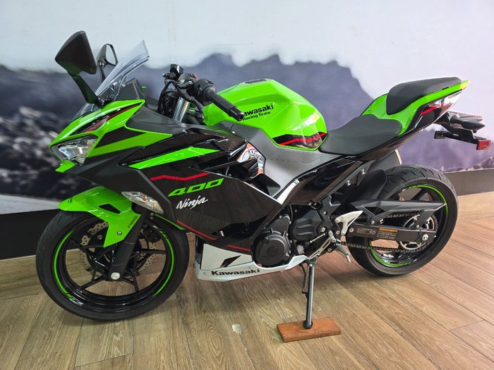 2022 Kawasaki NINJA 400 SE