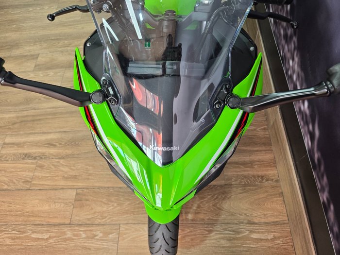 2022 Kawasaki NINJA 400 SE