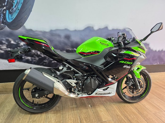 2022 Kawasaki NINJA 400 SE