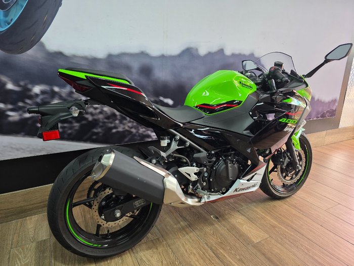 2022 Kawasaki NINJA 400 SE