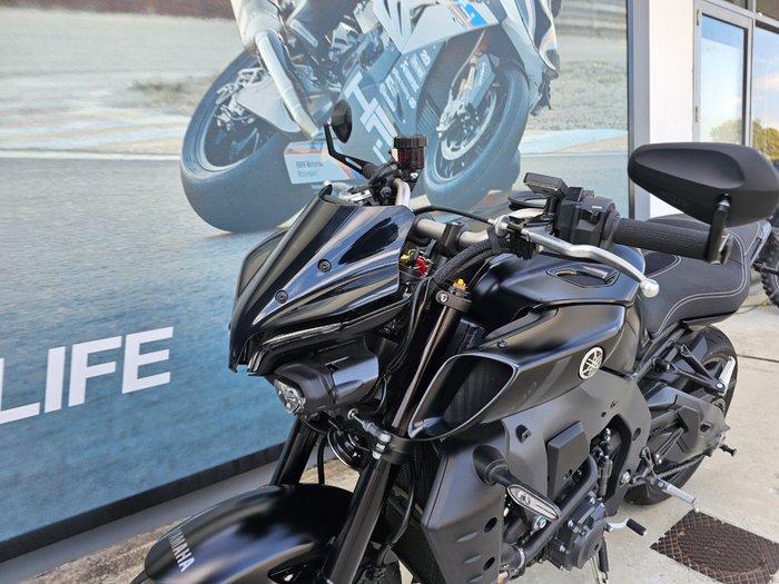 2022 Yamaha MT-10A Black