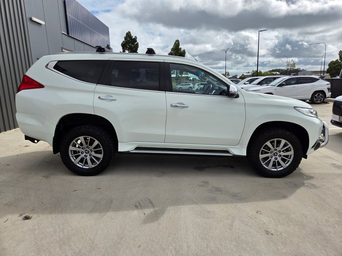 2018 Mitsubishi Pajero Sport GLX