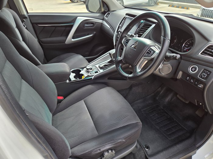 2018 Mitsubishi Pajero Sport GLX