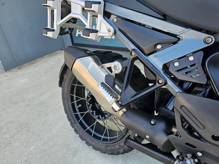 2025 BMW Motorrad 2025 Bmw 1300CC R 1300 GS Adventure Blue