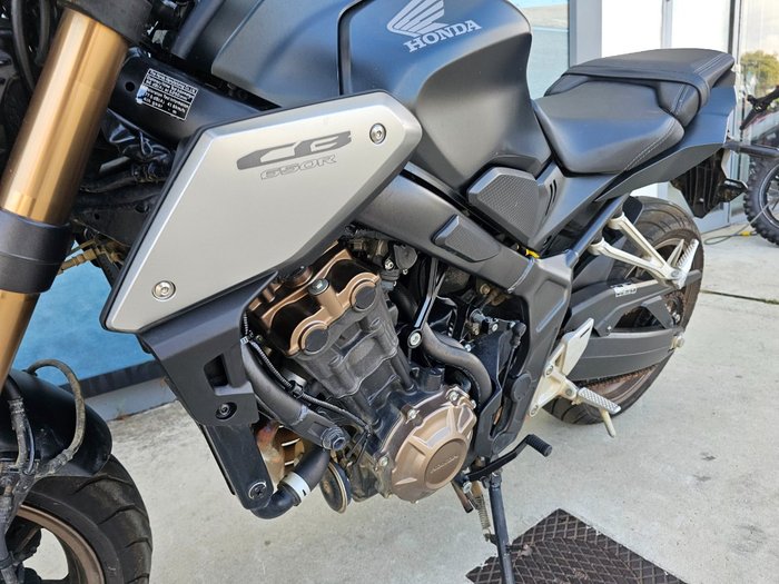 2021 Honda CBR650R Black