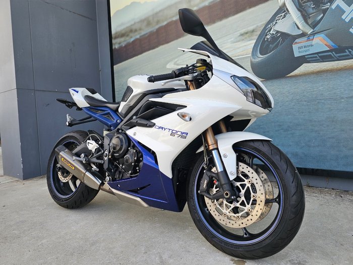 2015 Triumph DAYTONA 675 White
