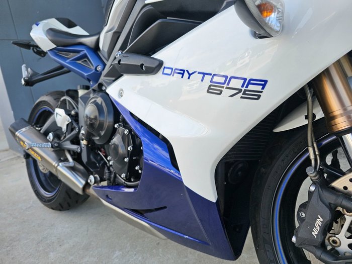 2015 Triumph DAYTONA 675 White