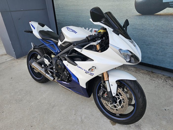 2015 Triumph DAYTONA 675 White