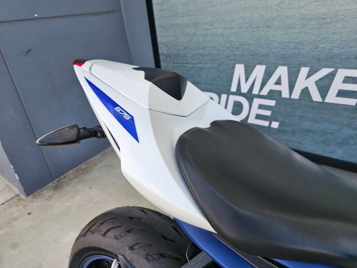 2015 Triumph DAYTONA 675 White