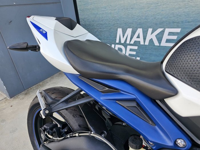 2015 Triumph DAYTONA 675 White