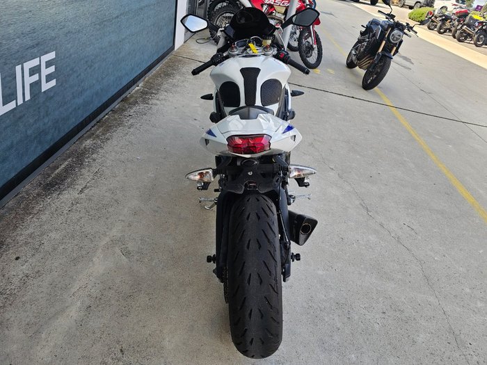 2015 Triumph DAYTONA 675 White