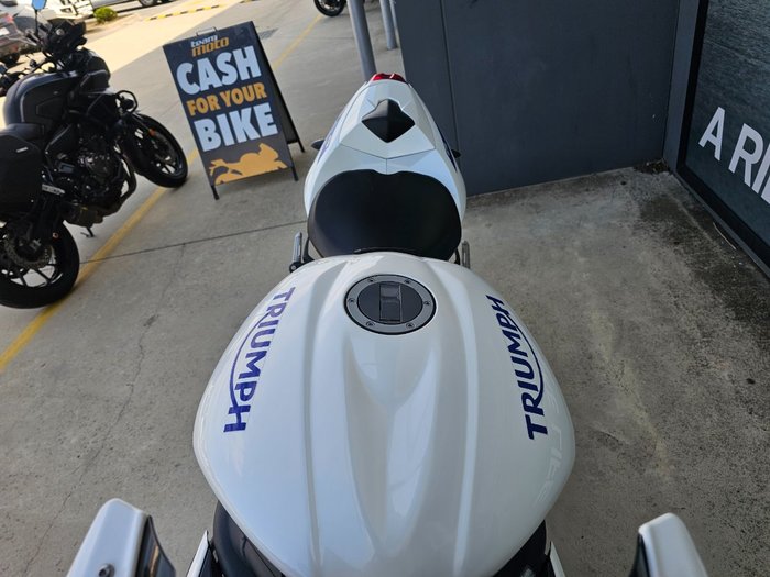 2015 Triumph DAYTONA 675 White
