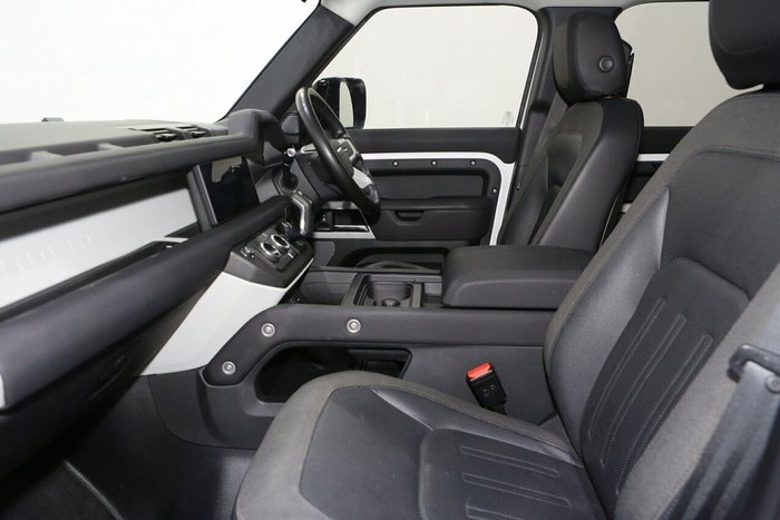 2020 Land Rover Defender 110 P400 SE