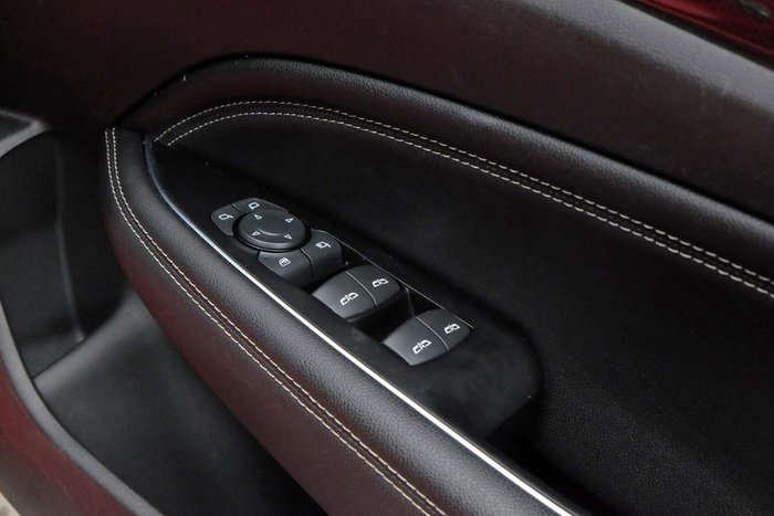 2018 Holden Commodore RS