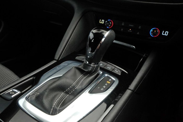 2018 Holden Commodore RS