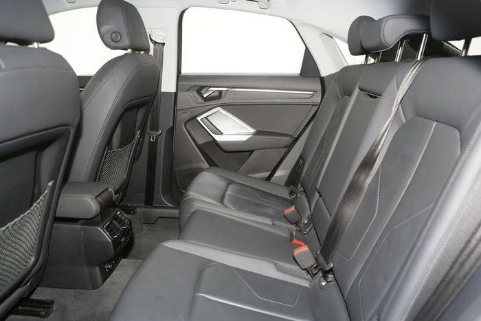 2023 Audi Q3 35 TFSI S line