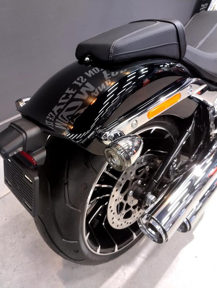 2025 Harley-Davidson Breakout 117 (FXBR) Softail Black