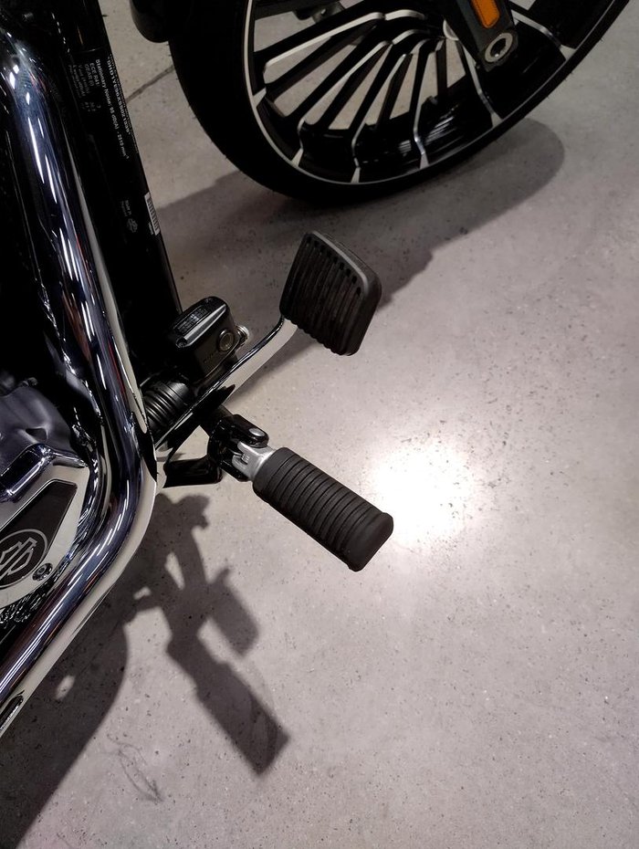 2025 Harley-Davidson Breakout 117 (FXBR) Softail Black