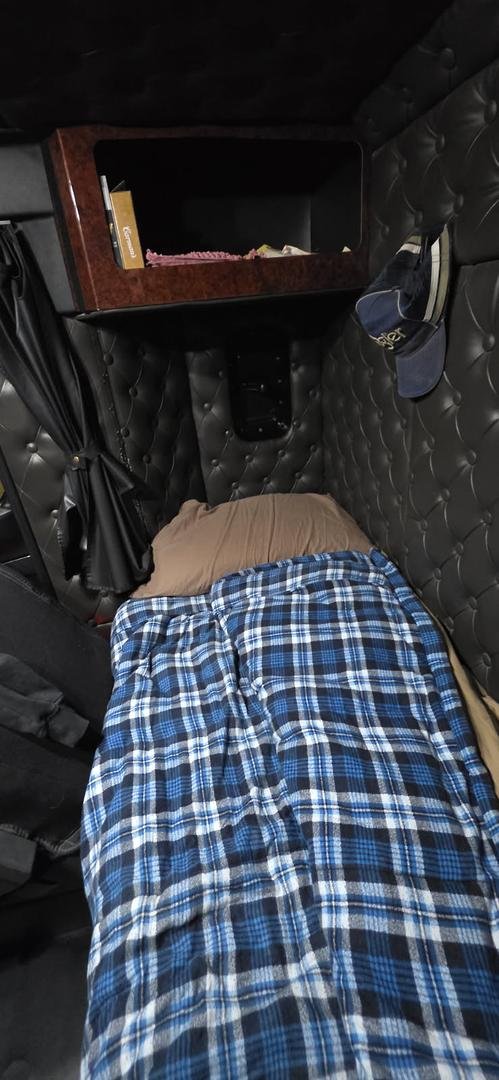 2018 Kenworth T909 T909 