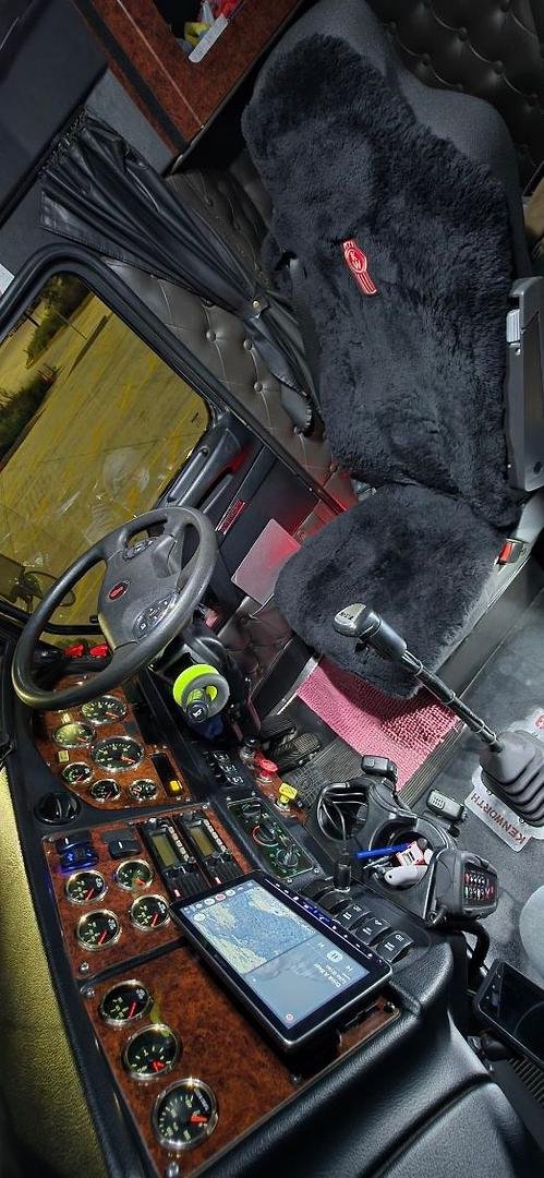 2018 Kenworth T909 T909 