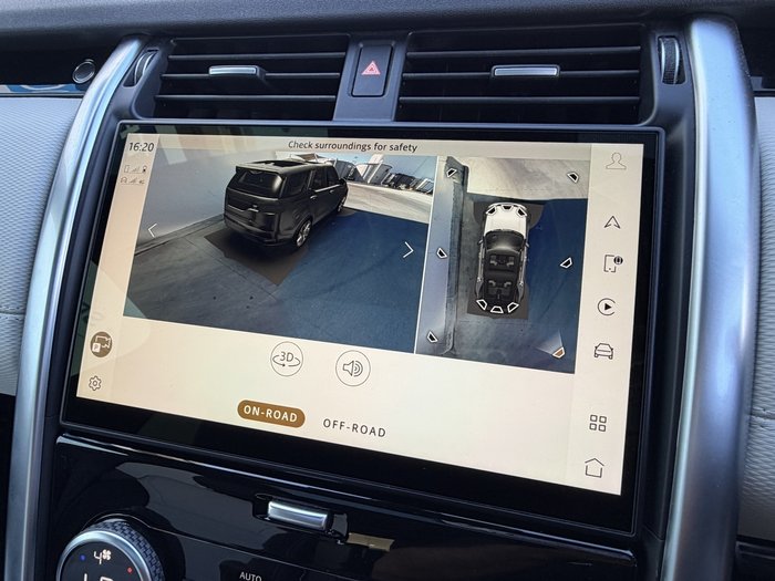 2023 Land Rover Discovery D300 R-Dynamic SE