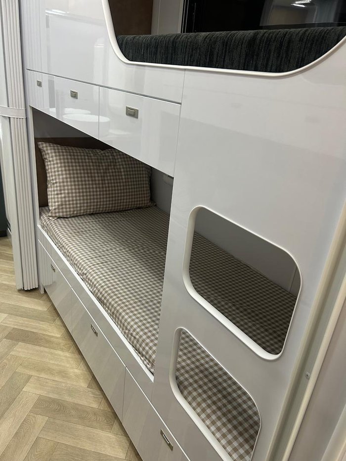 2026 Wonderland RV Amaroo Quad Bunk