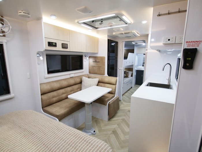 2026 Wonderland RV Amaroo Quad Bunk