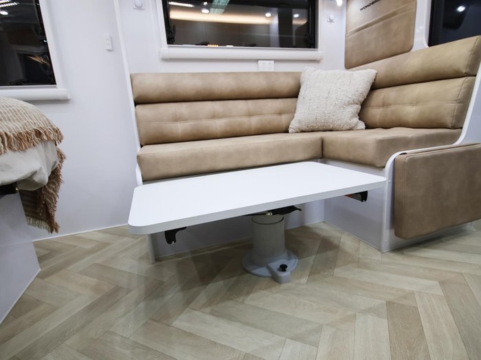 2026 Wonderland RV Amaroo Quad Bunk