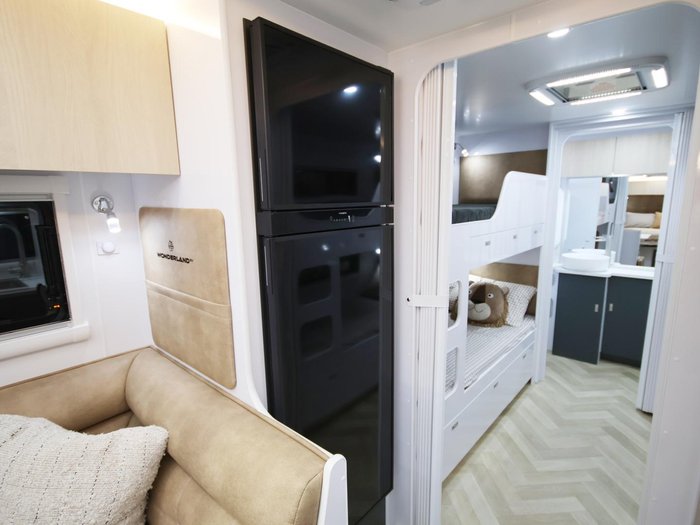 2026 Wonderland RV Amaroo Quad Bunk