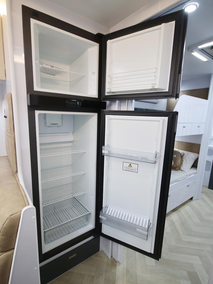 2026 Wonderland RV Amaroo Quad Bunk