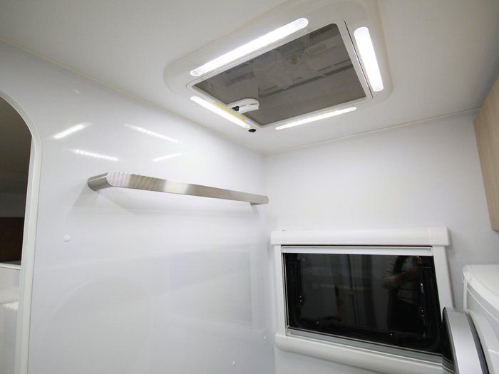 2026 Wonderland RV Amaroo Quad Bunk