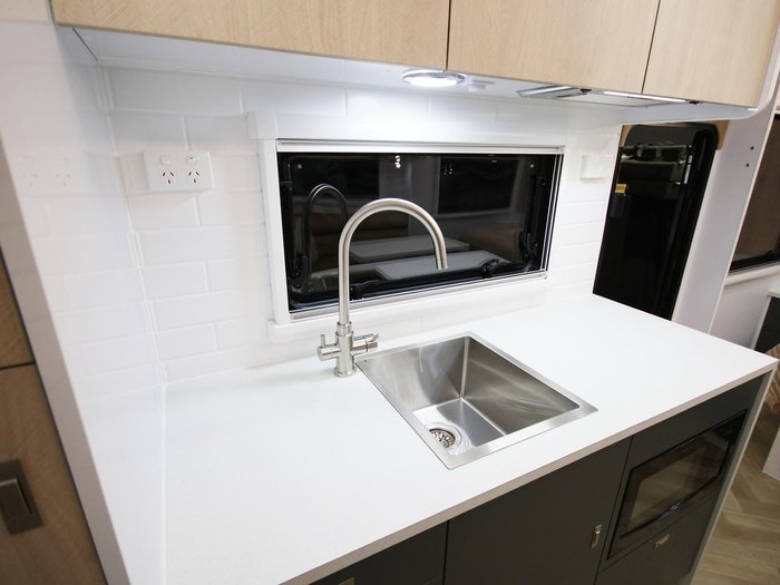 2026 Wonderland RV Amaroo Quad Bunk