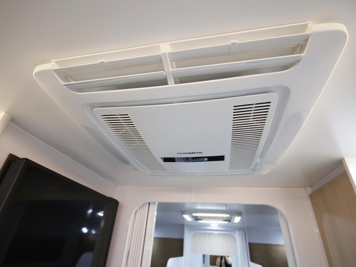 2026 Wonderland RV Amaroo Quad Bunk