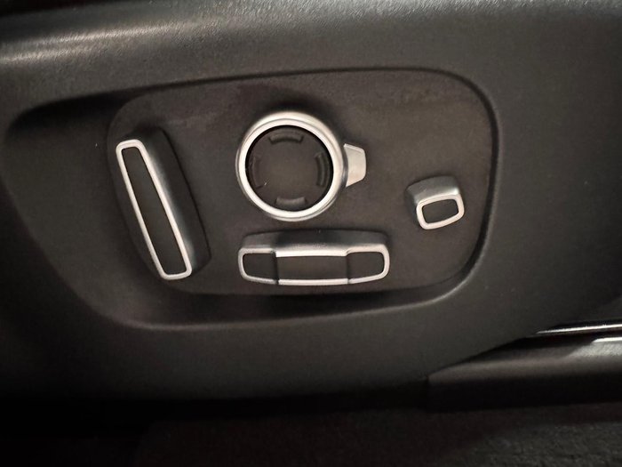 2018 Land Rover Range Rover Velar D300 HSE L560 MY18 AWD White