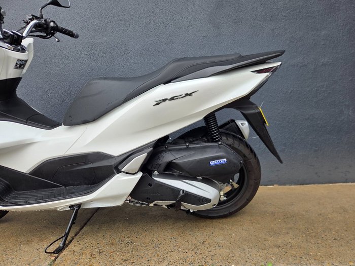 2023 Honda PCX125 WHITE