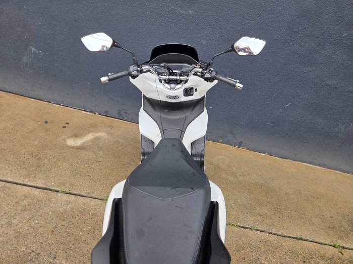 2023 Honda PCX125 WHITE