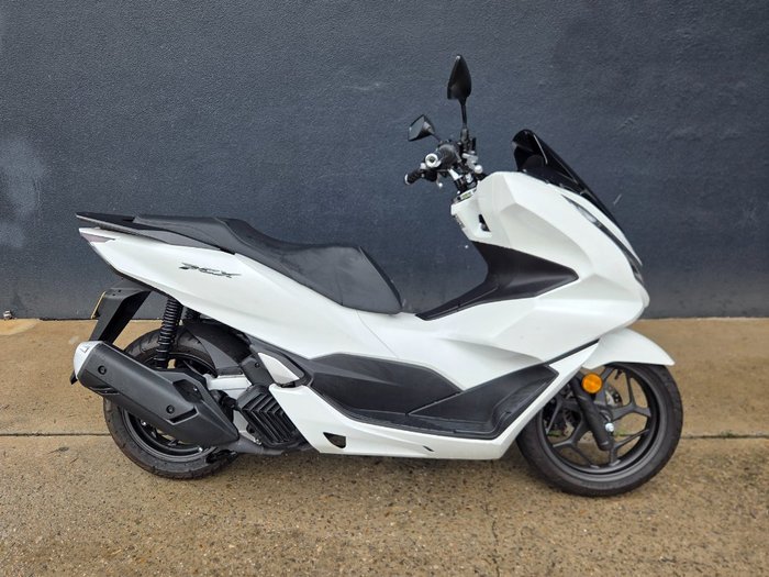 2023 Honda PCX125 WHITE