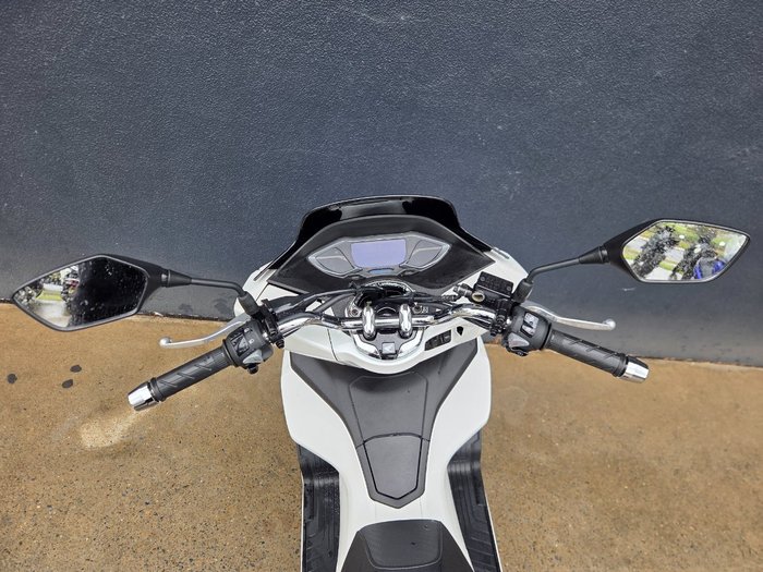 2023 Honda PCX125 WHITE