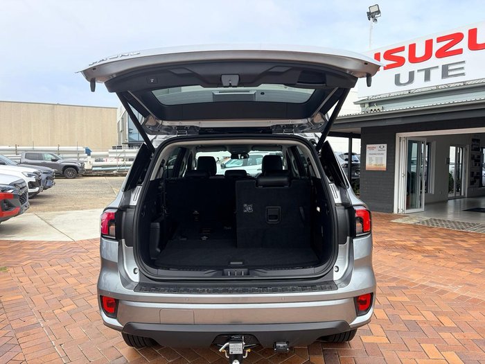 2025 Ford Everest Trend