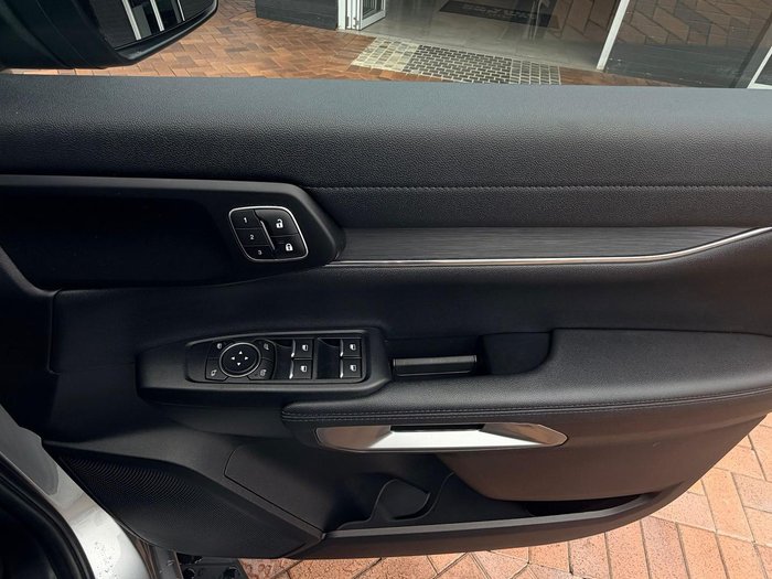 2025 Ford Everest Trend