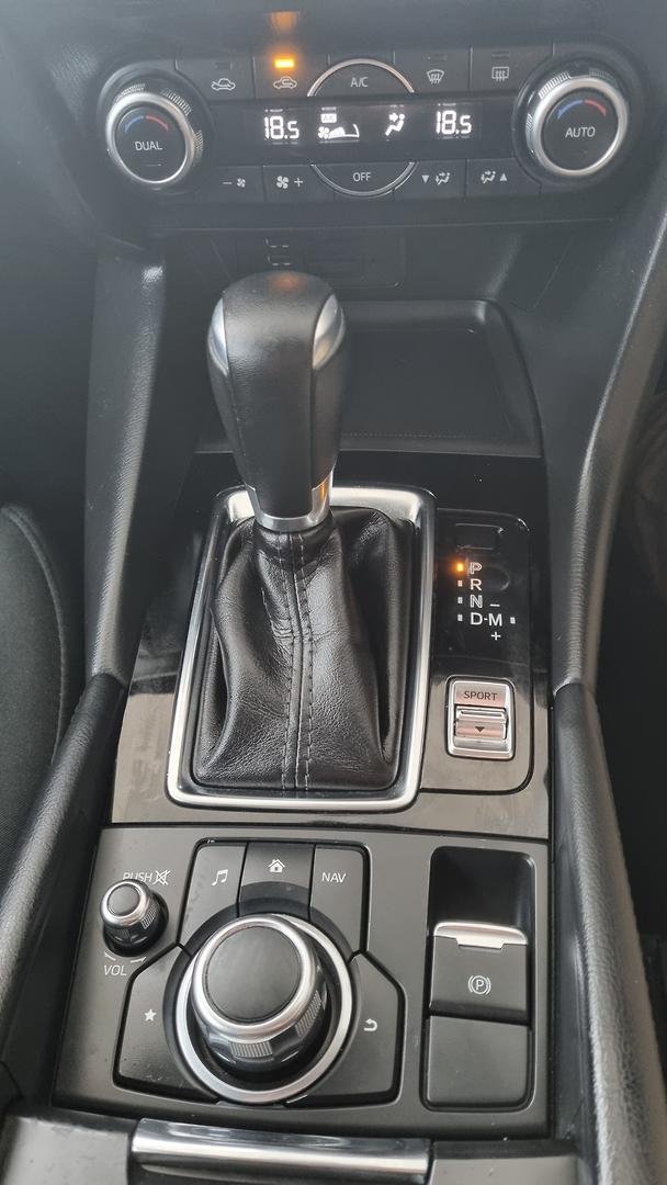 2017 Mazda 3 SP25